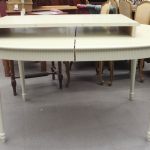 734 7156 DINING TABLE